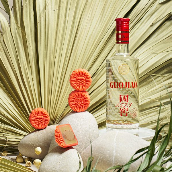 Guojiao 1573 Baijiu Black Sesame Truffle Snow-Skin Mooncake